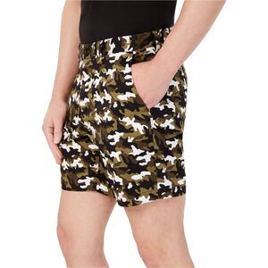 Michael Kors Mens Summer Camo Casual Chino Shorts, Green, NWT